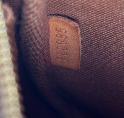 Mini Pochette Accessoires