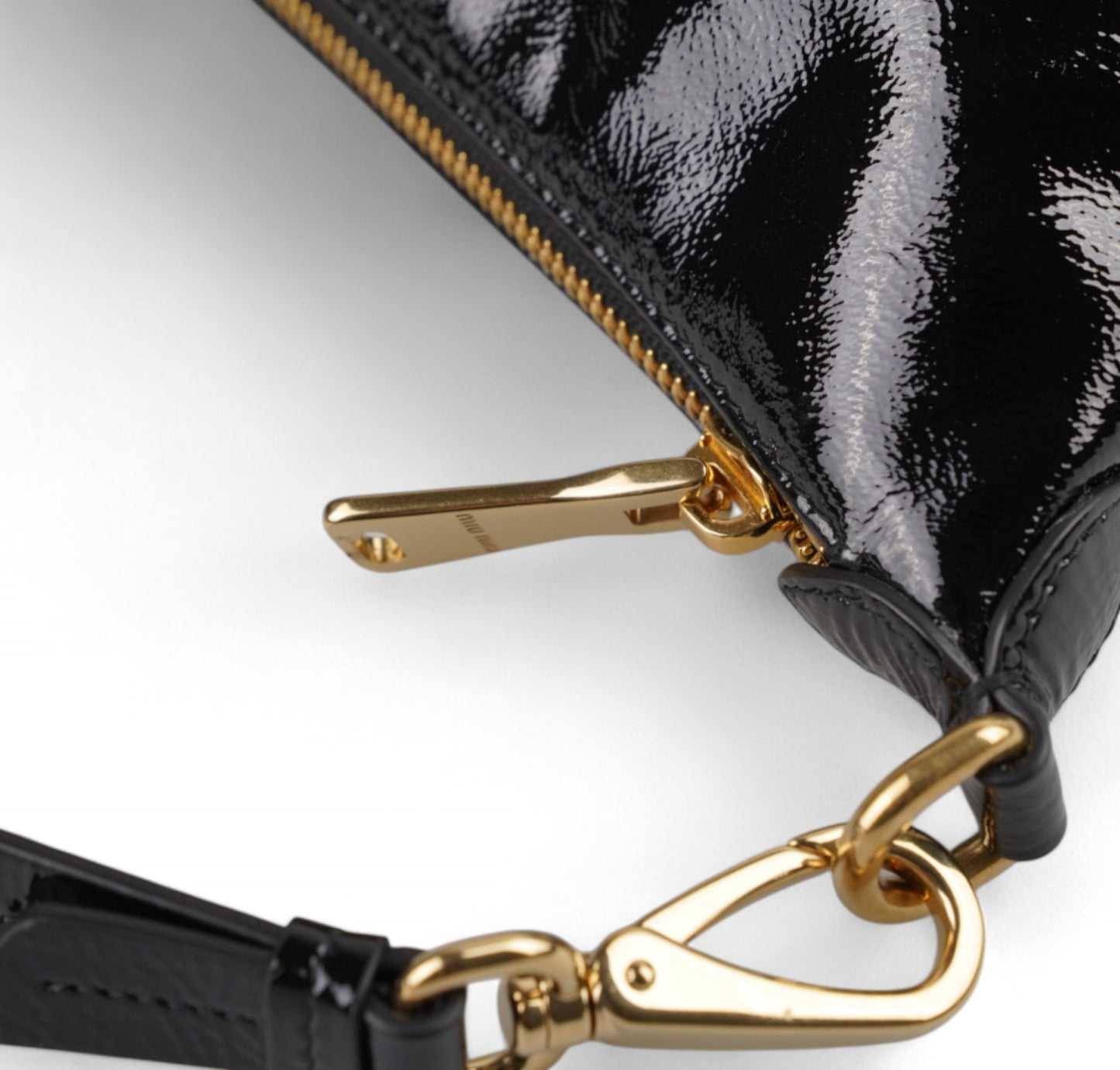 Pouch in Vernice Naplak