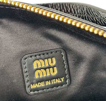 Pouch in Vernice Naplak
