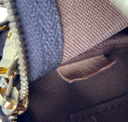Multi Pochette Accessoires Monogram