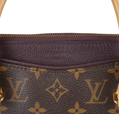Pallas Monogram 