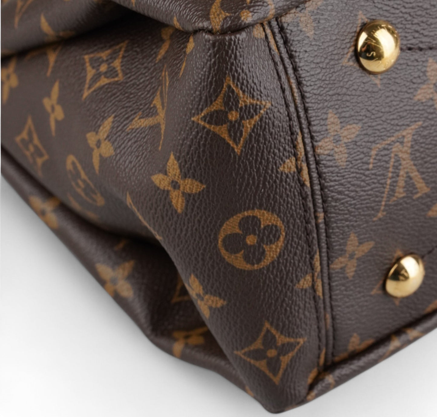 Pallas Monogram 