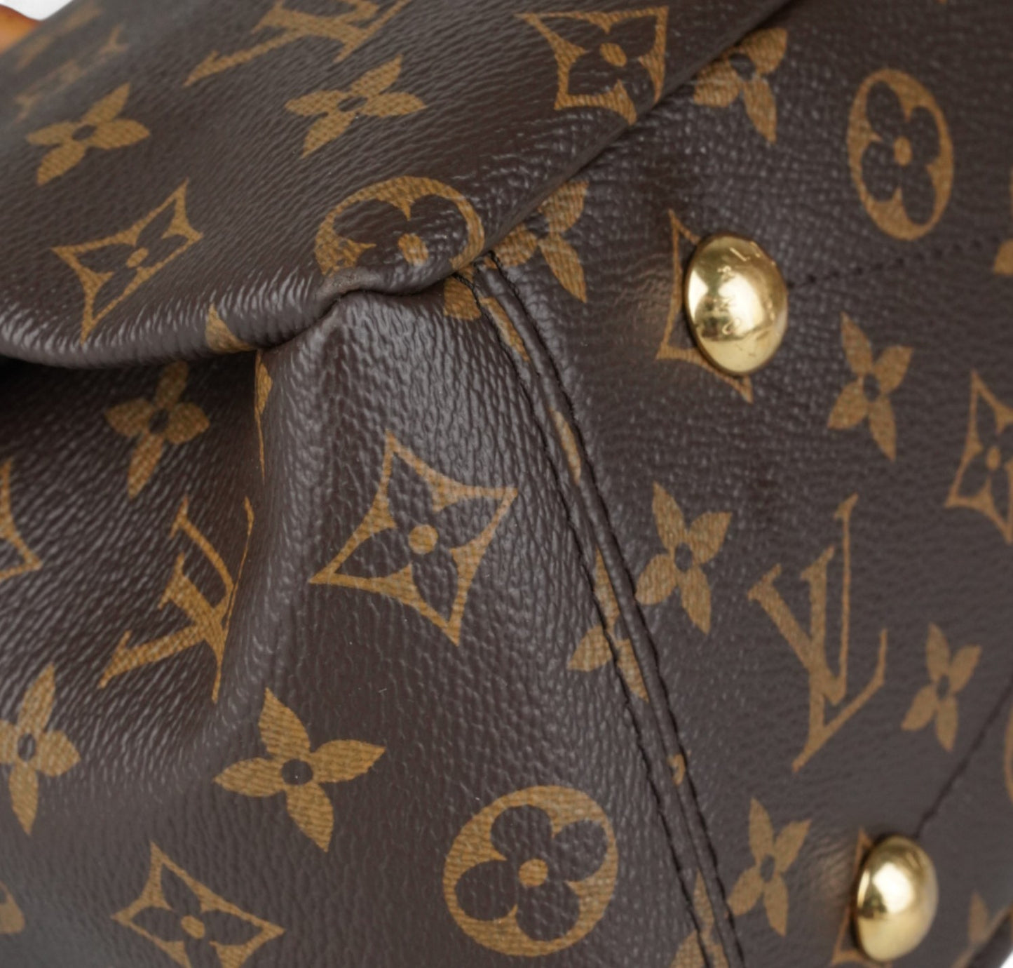Pallas Monogram 