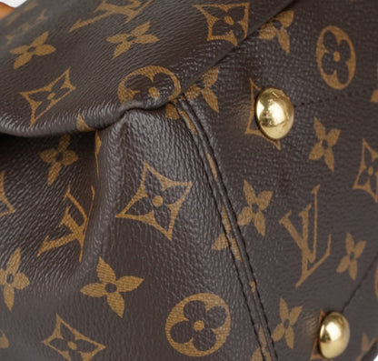 Pallas Monogram 