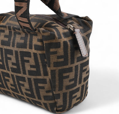 Pouch Top Handle