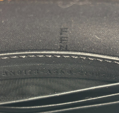 Pouch Monogram