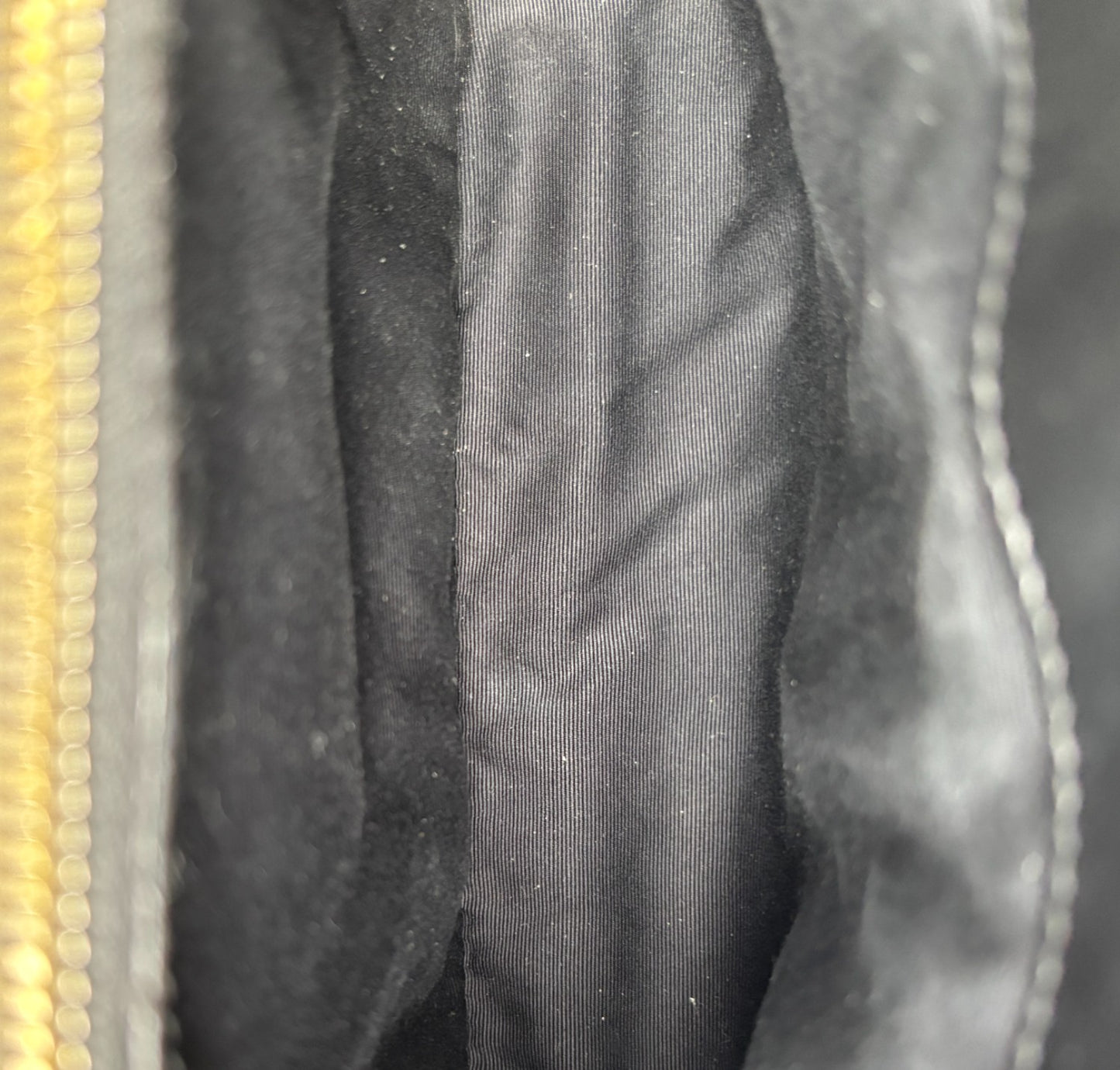 Loulou Small Black