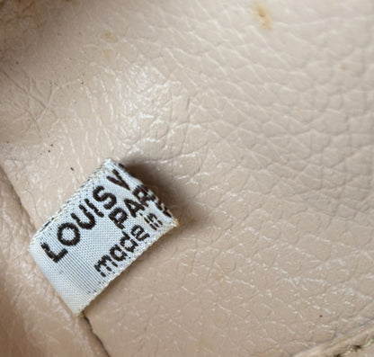 Toilette 28 Monogram