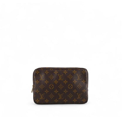 Toilette 28 Monogram