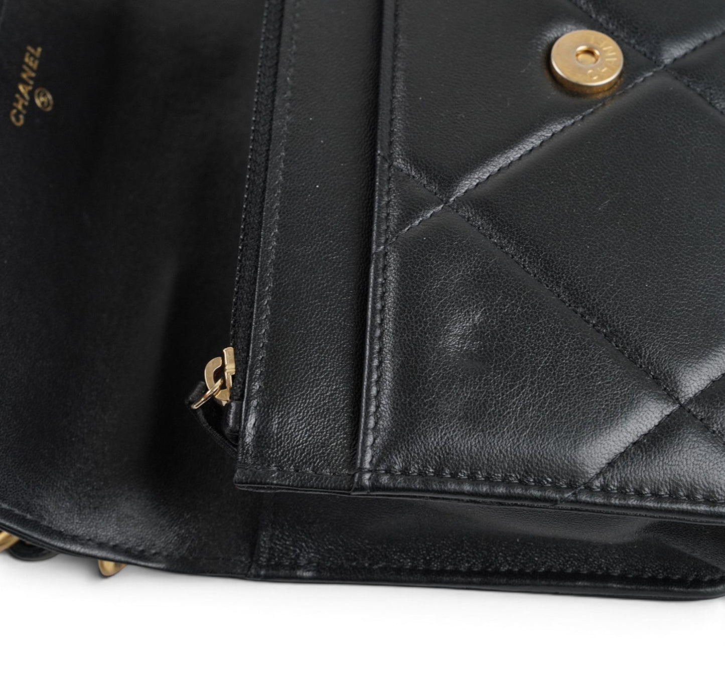 Wallet on Chain 19
