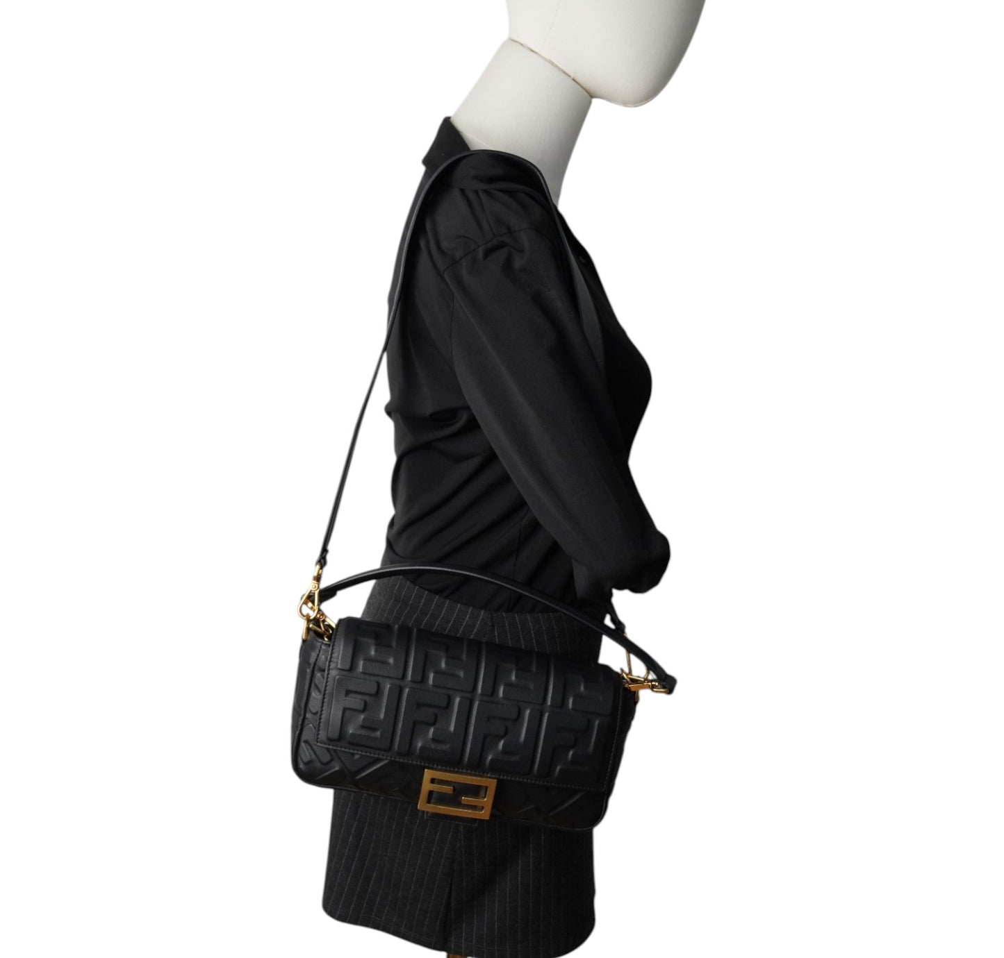 Baguette in Nappa Nera