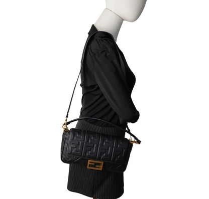 Baguette in Nappa Nera