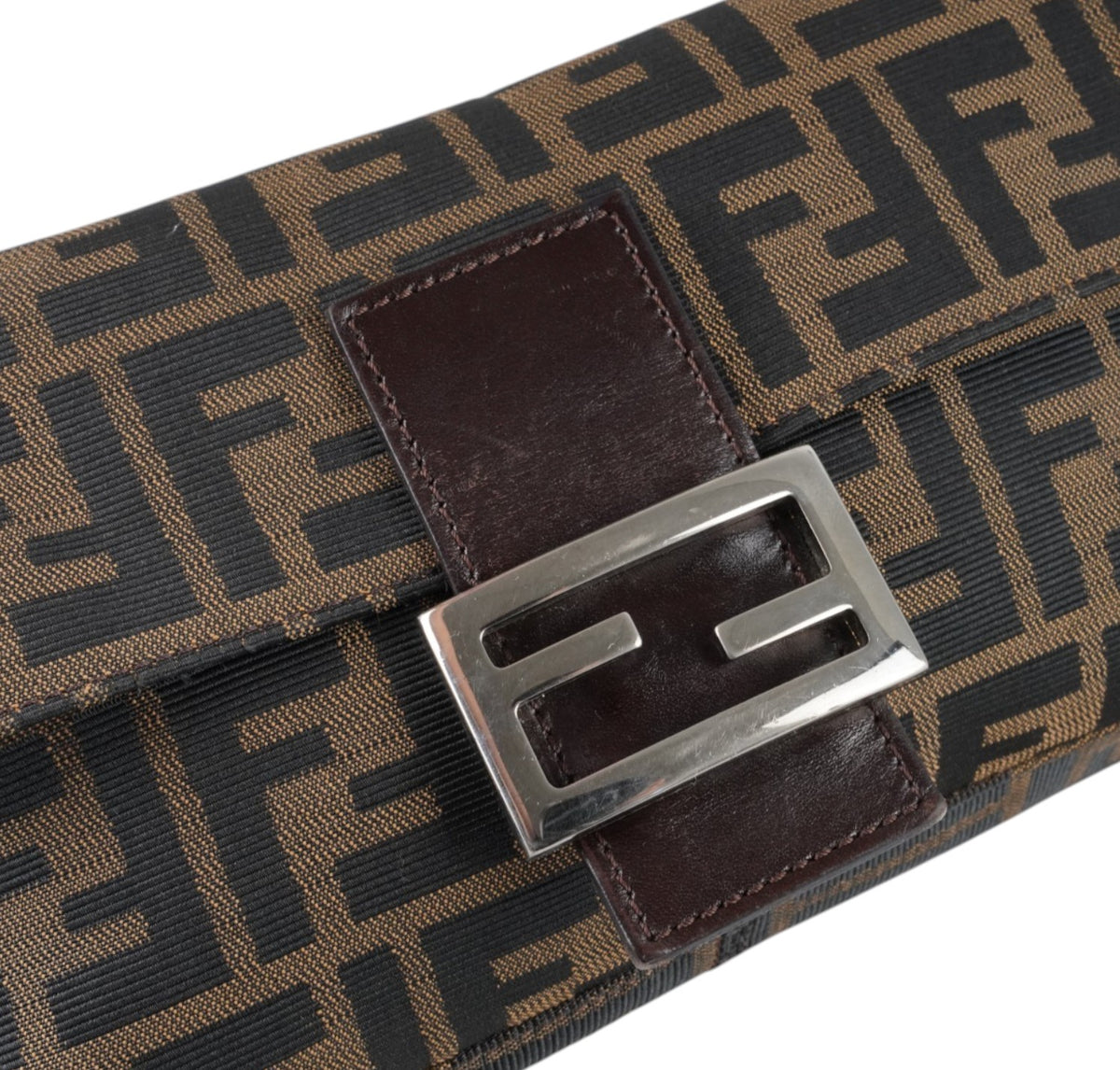 Baguette Monogram