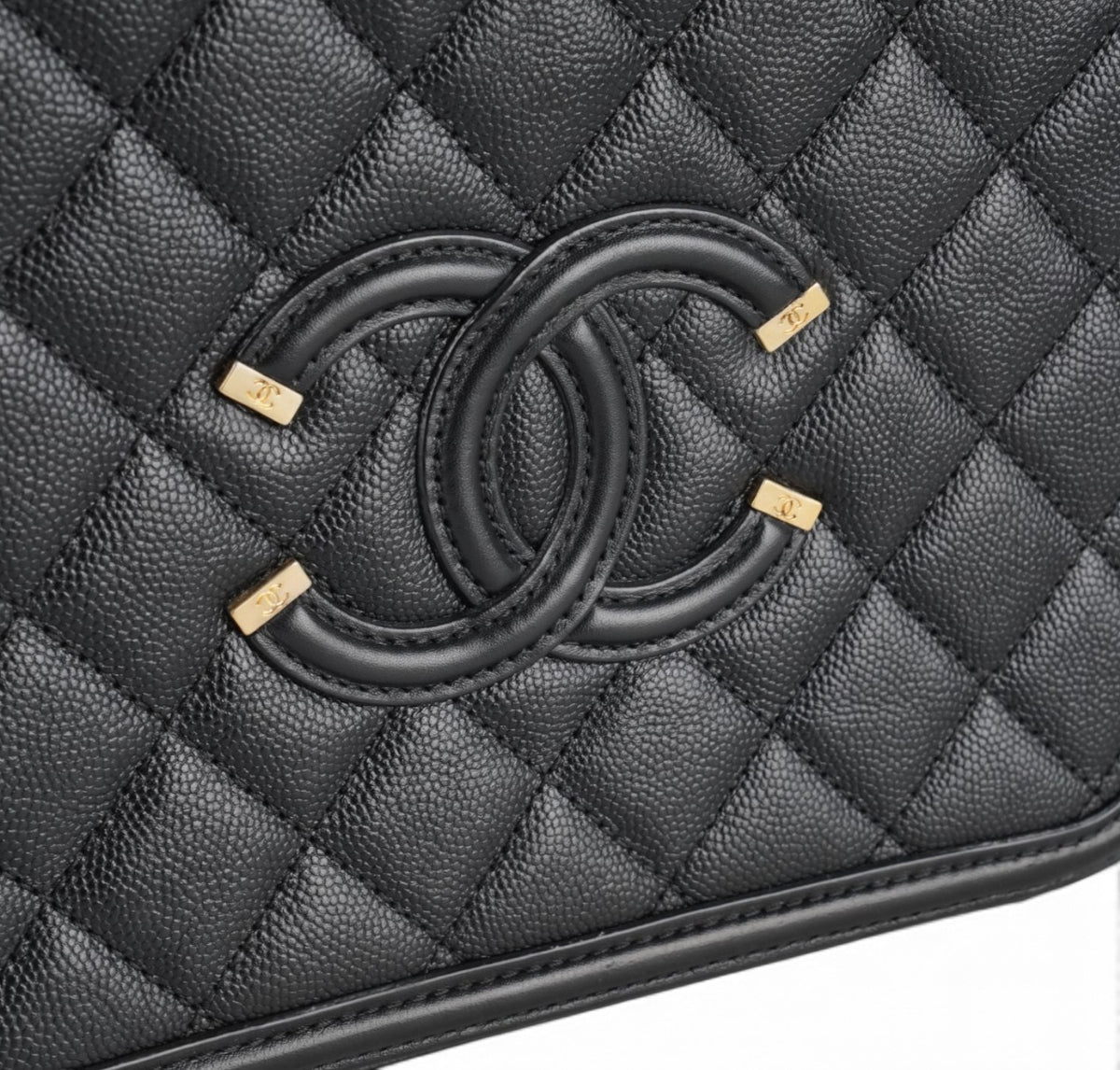 Vanity Caviar Nero