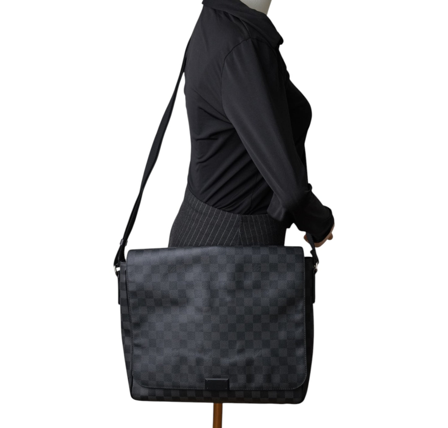 Messenger District Damier Graphite