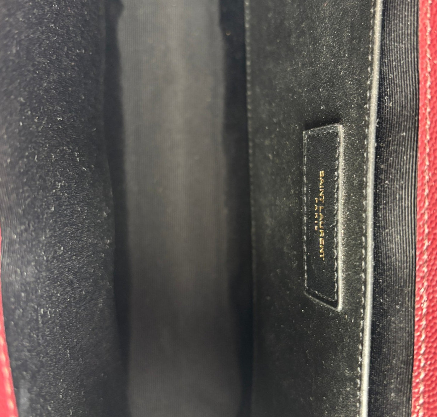 Envelope Media Rouge Cabernet