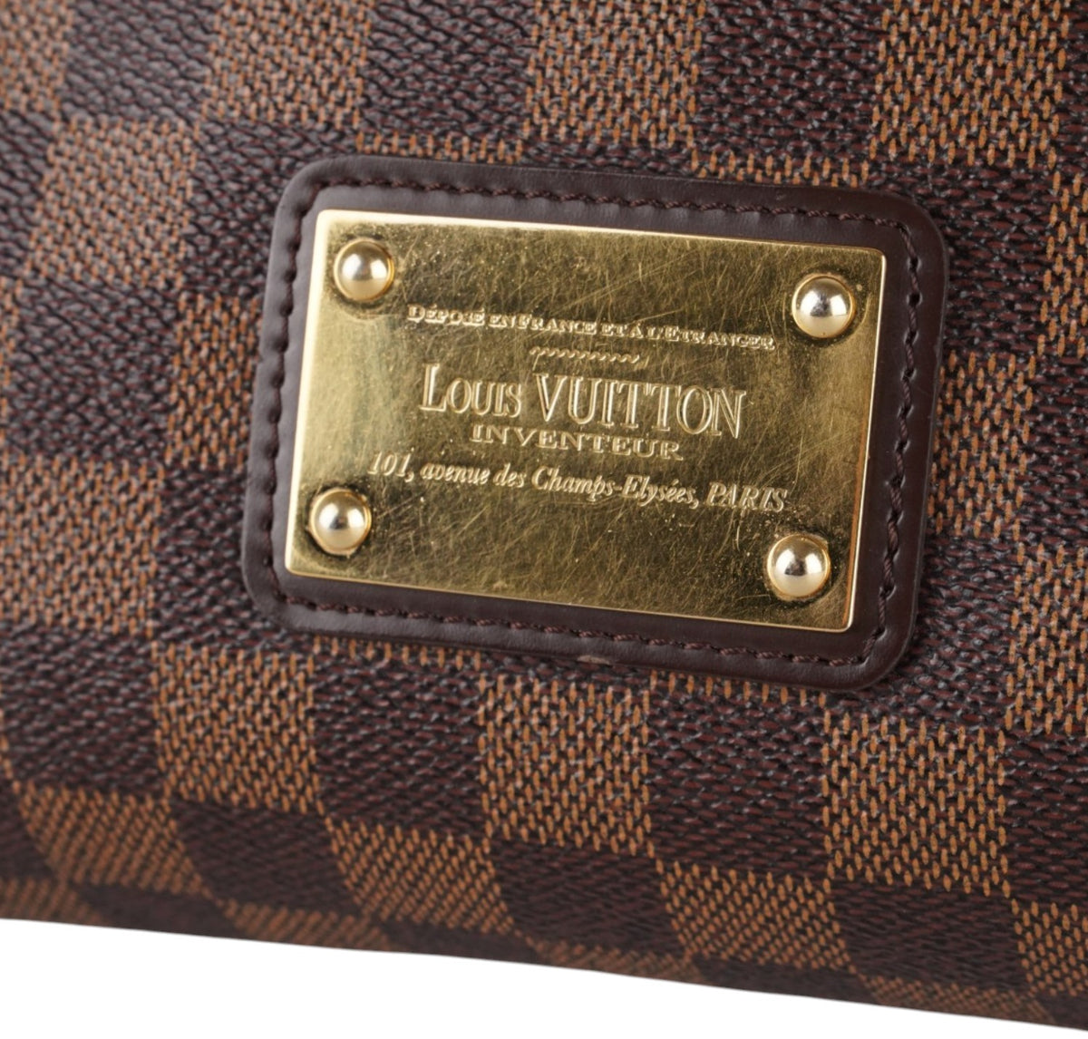 Eva Damier Ebene