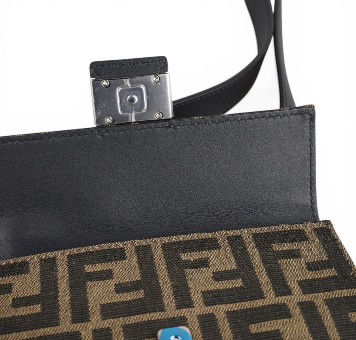Monogram baguette