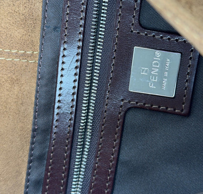 Baguette Suede