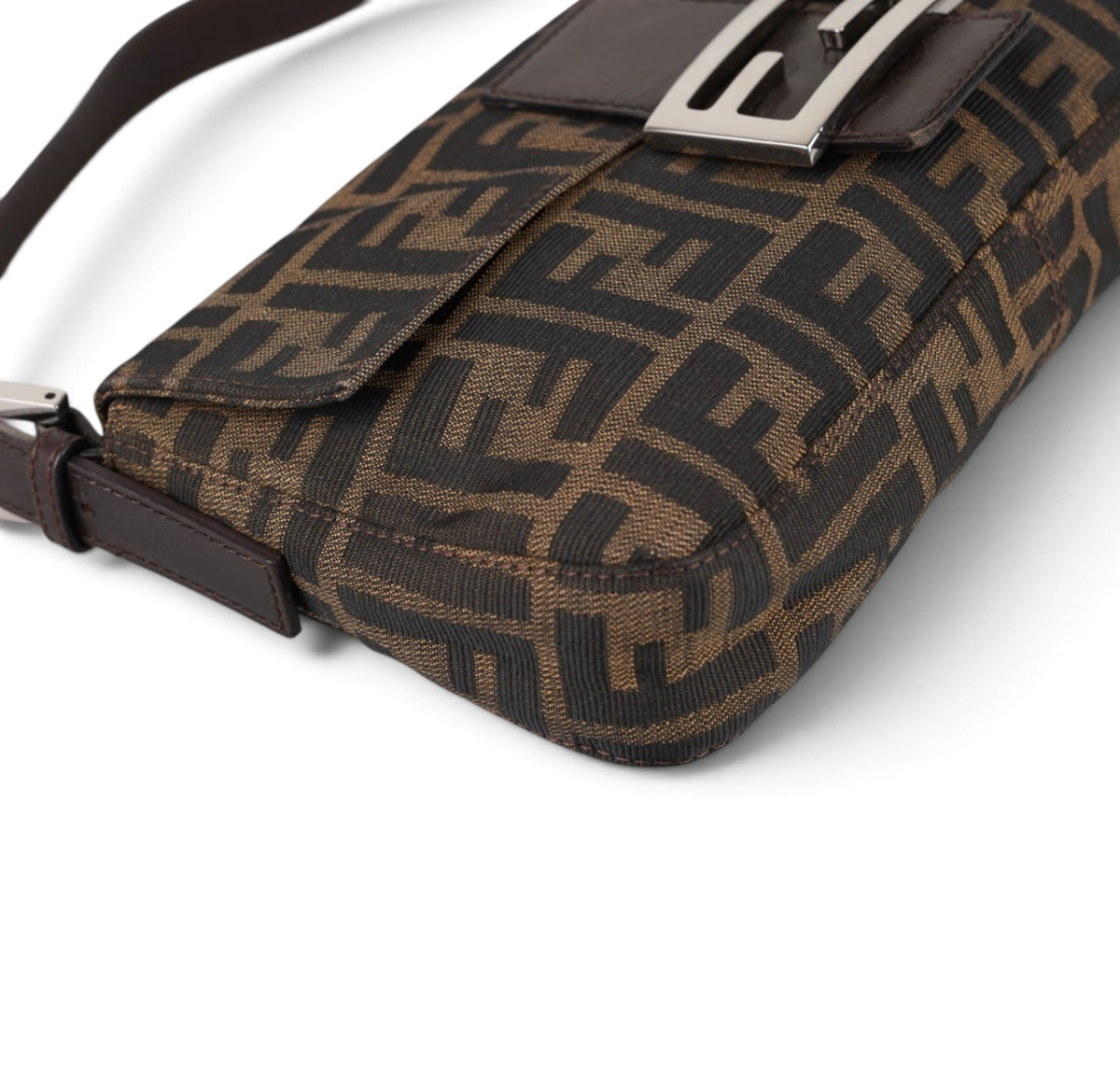 Baguette Monogram