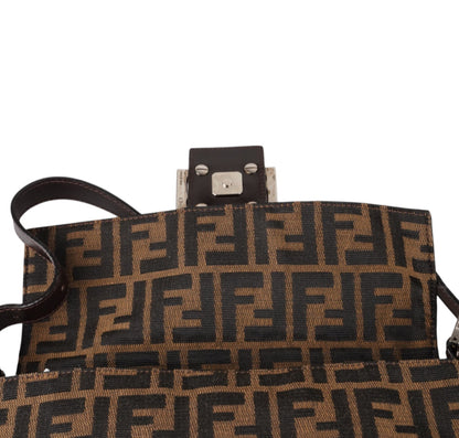 Baguette Monogram