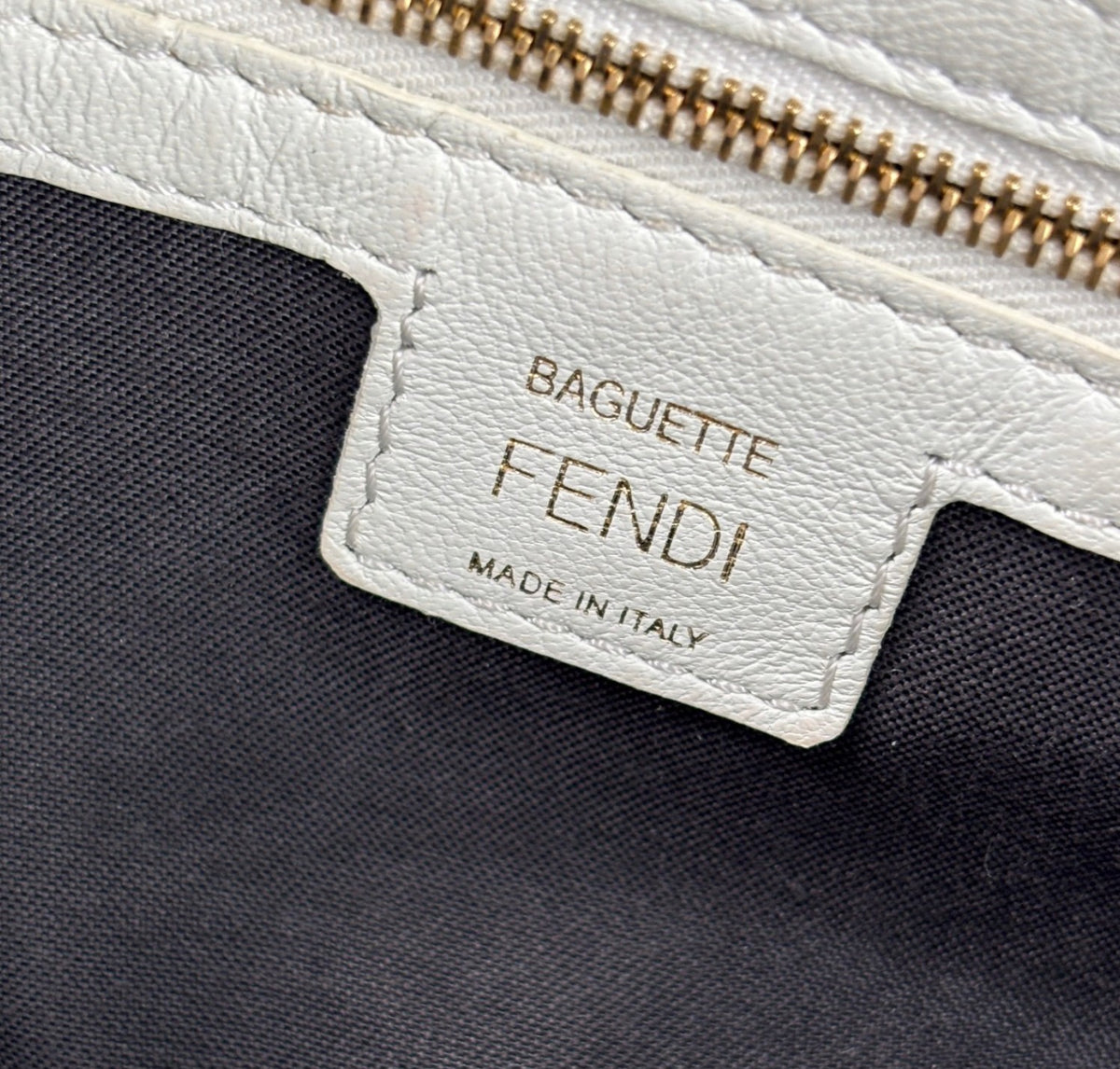 Baguette in nappa Bianca