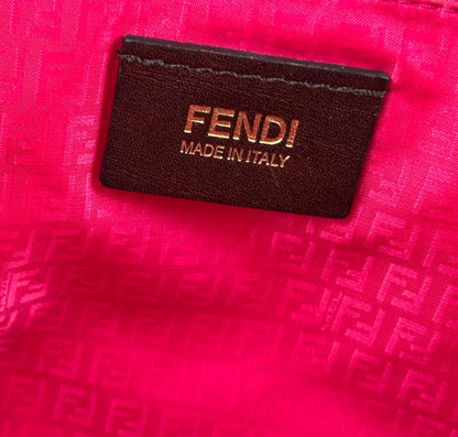 Monogram Roll