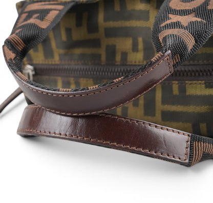 Pouch Top Handle