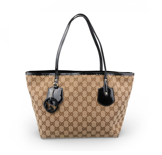 Tote GG Interlocking Charm
