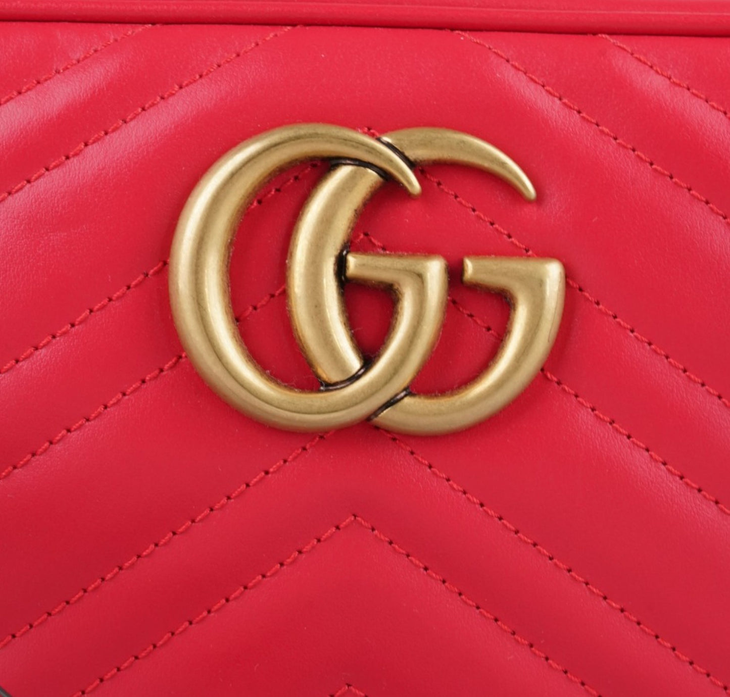 GG Marmont Camera Bag