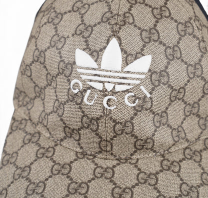 Cappello Double Sided