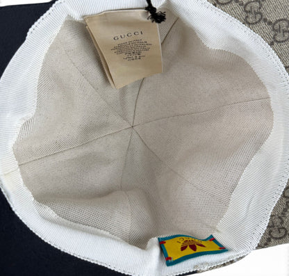 Cappello Double Sided