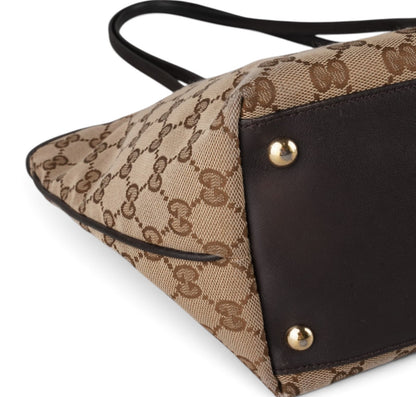 Shopper New Britt