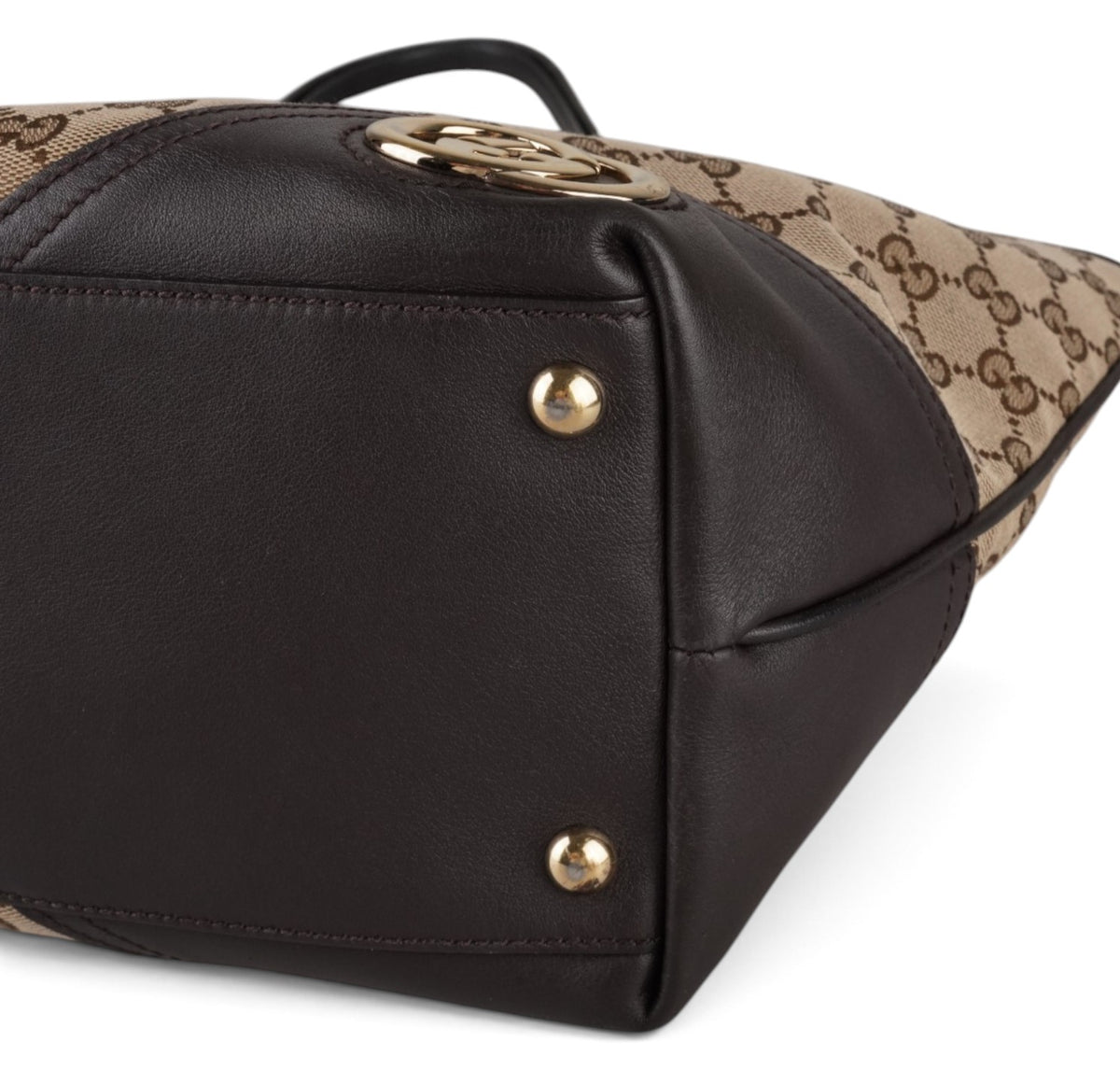 Shopper New Britt