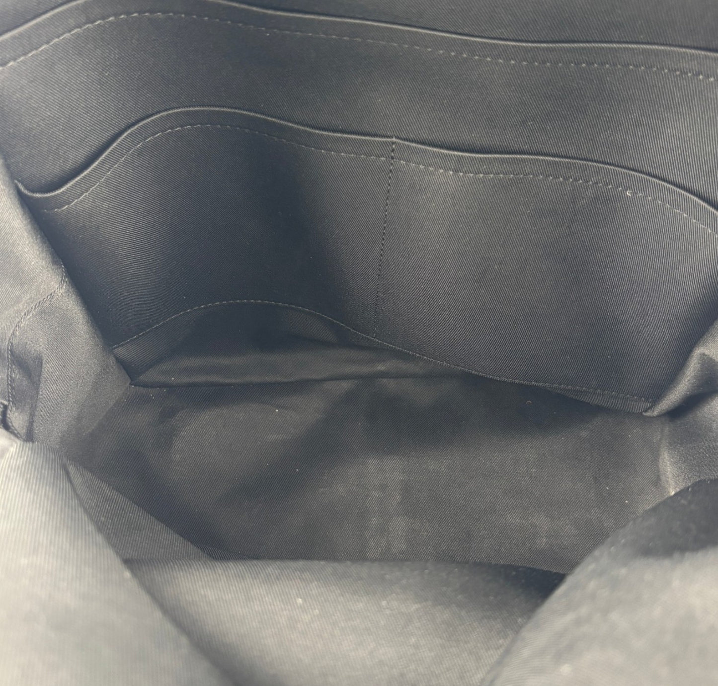 Josh Damier Graphite