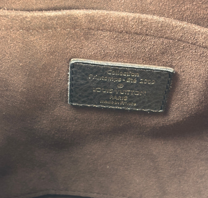 Kalahari GM Monogram
