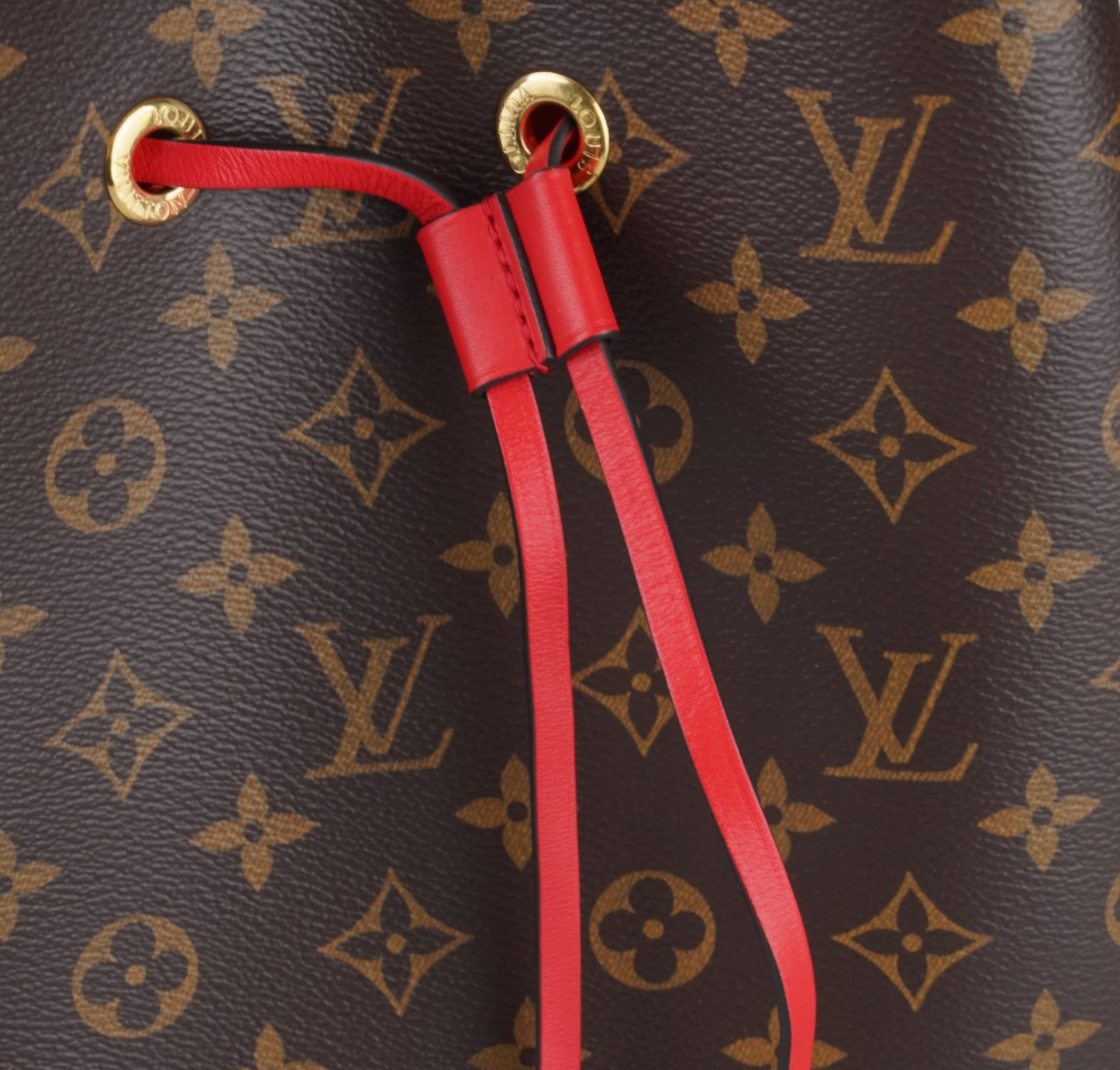 NeoNoé Monogram