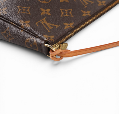 Pochette Accessoires Monogram