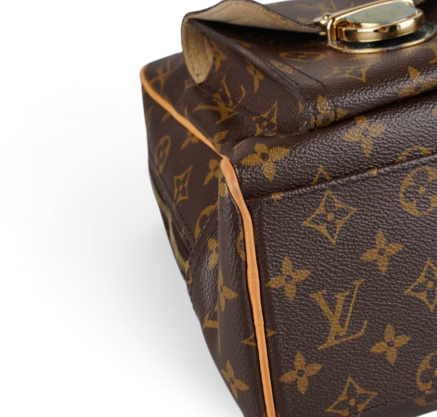 Manhattan GM Monogram
