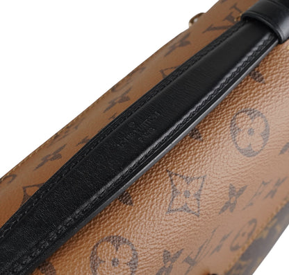 Pochette Métis Monogram Reverse