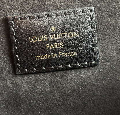 Pochette Métis Monogram Reverse