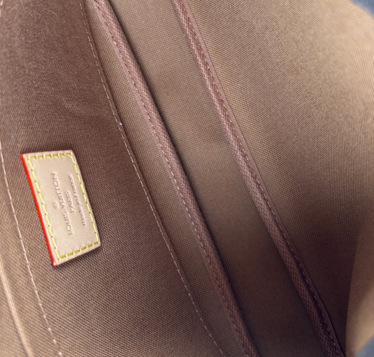 Multi Pochette Accessoires Monogram