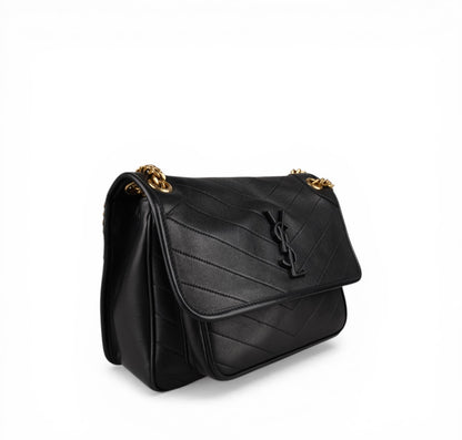 Niki Black Medium