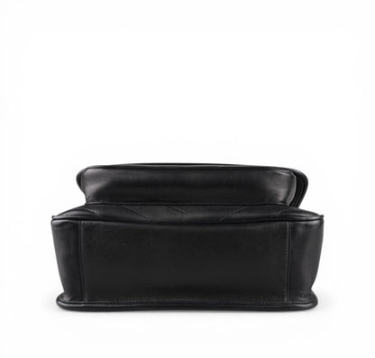 Niki Black Medium