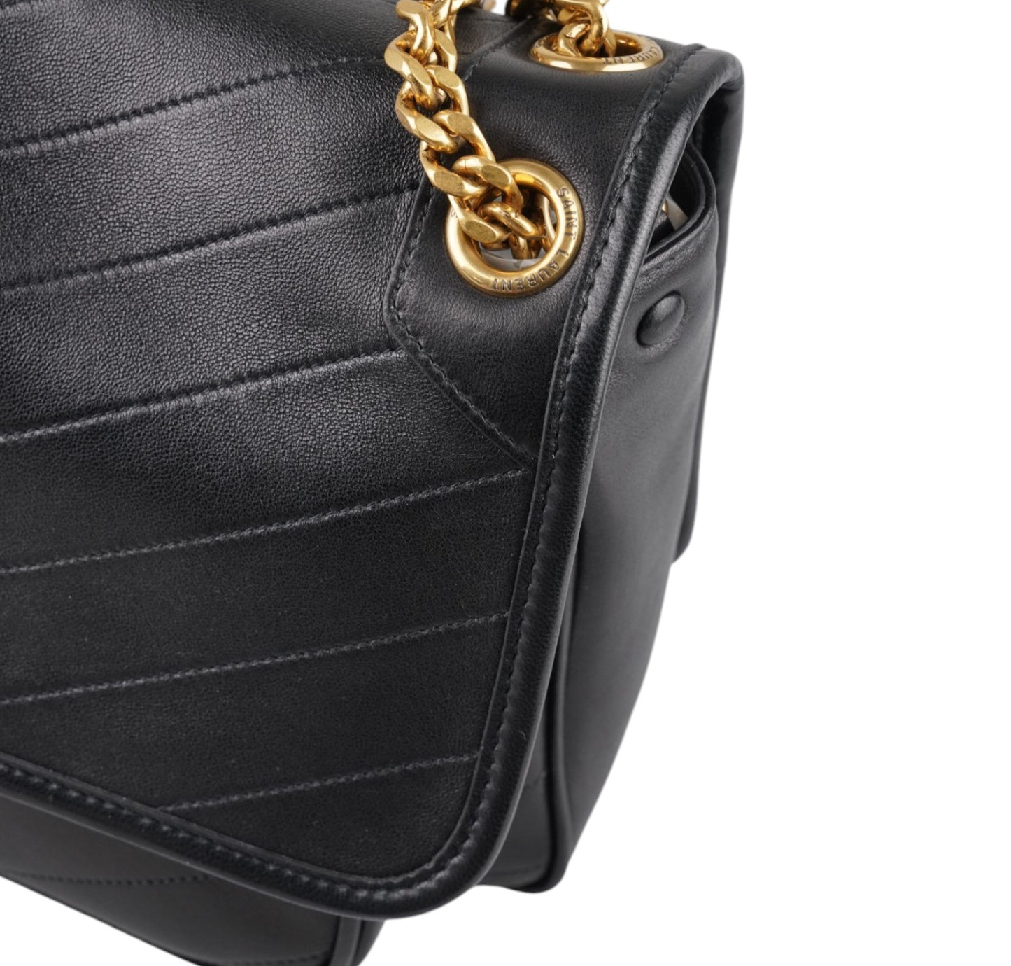 Niki Black Medium