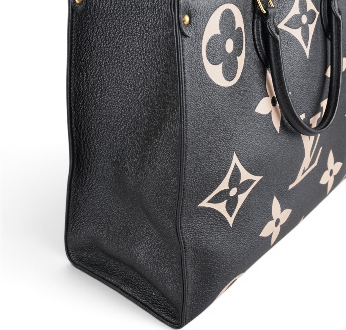Onthego GM Giant Monogram 