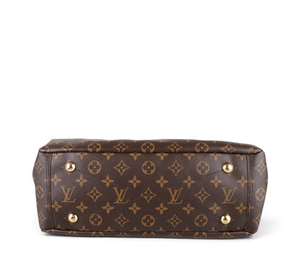 Pallas Monogram