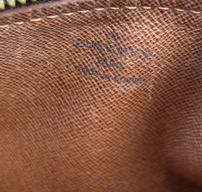 Papillon 28 Monogram