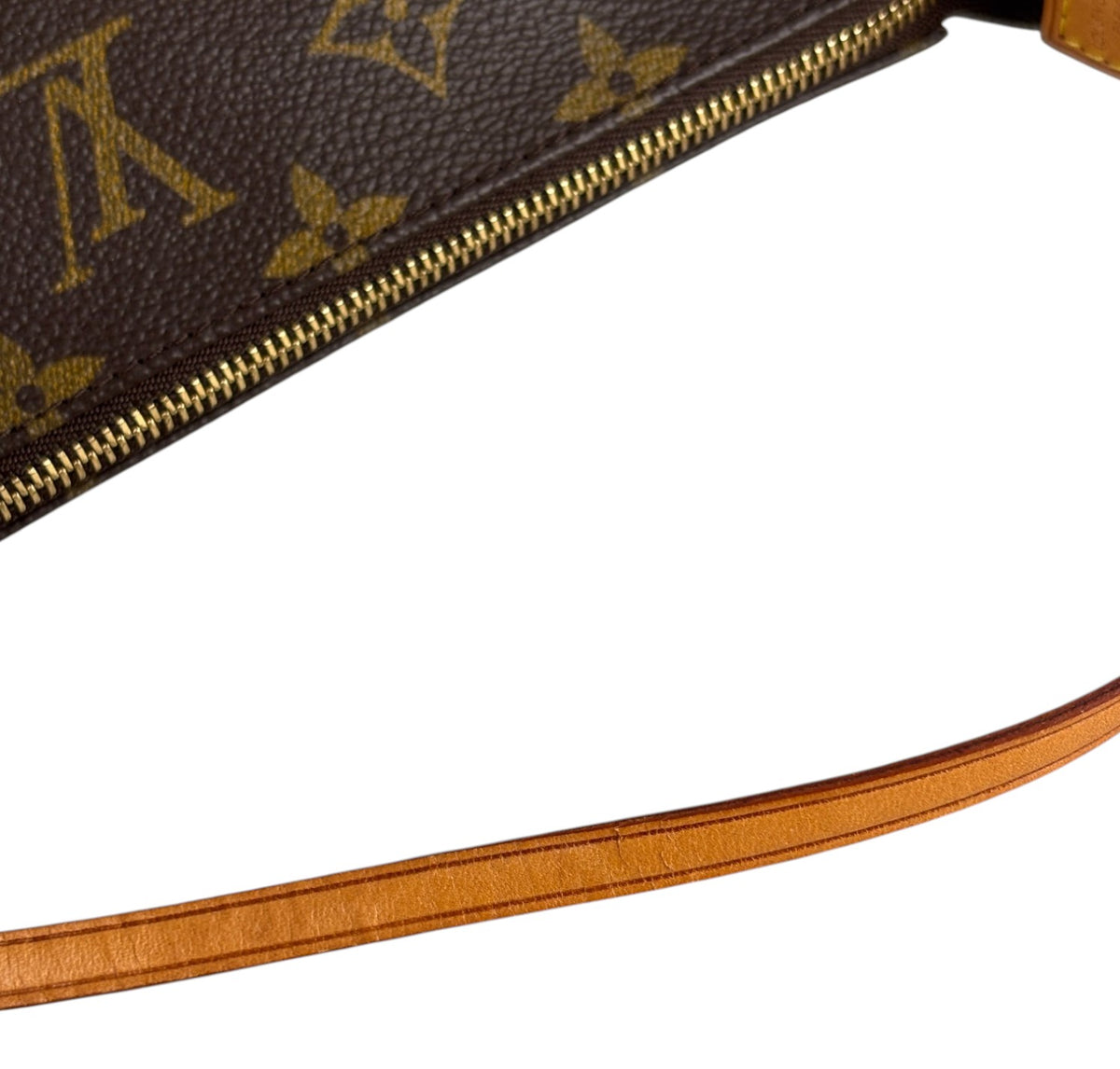 Pochette Accessoires Monogram
