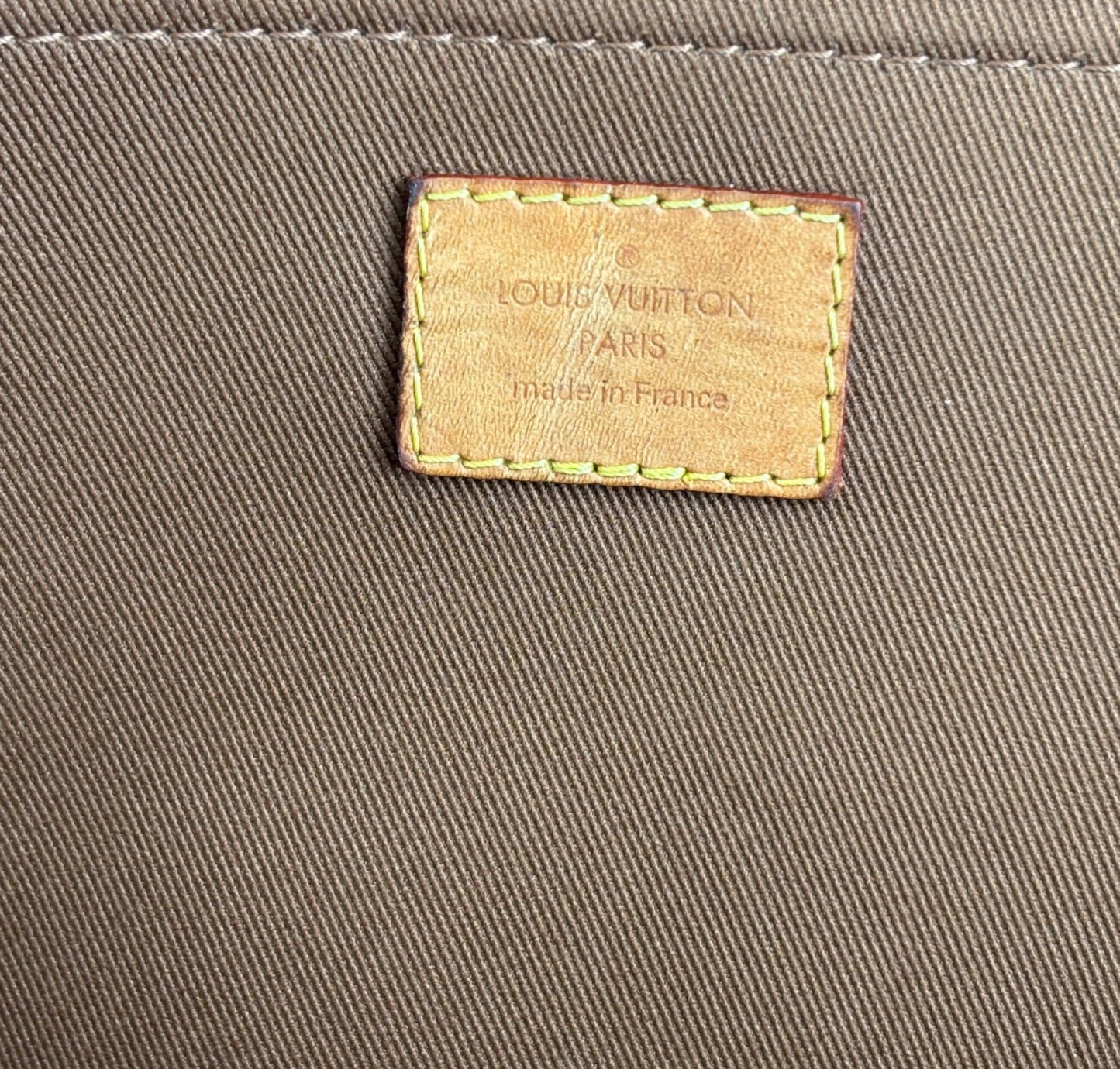 Pochette Documents Monogram